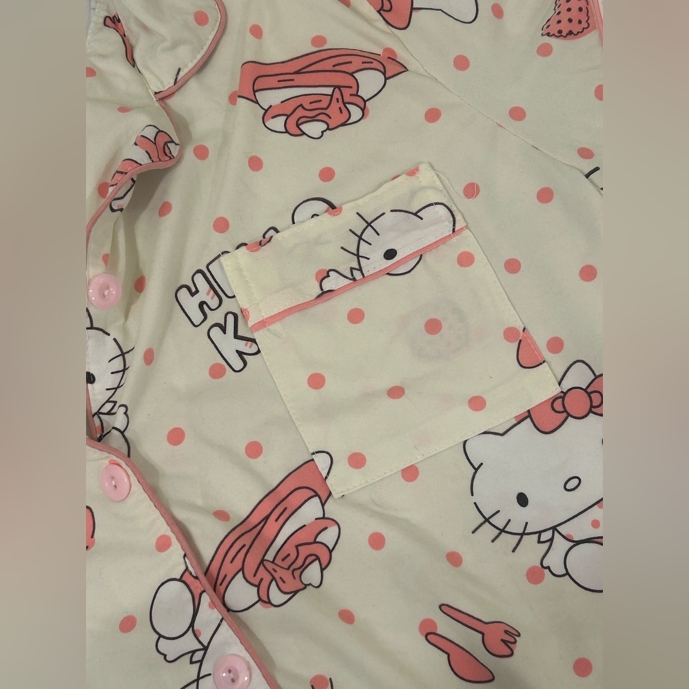 EUC Hello Kitty Pajama Set - Picture 3 of 7